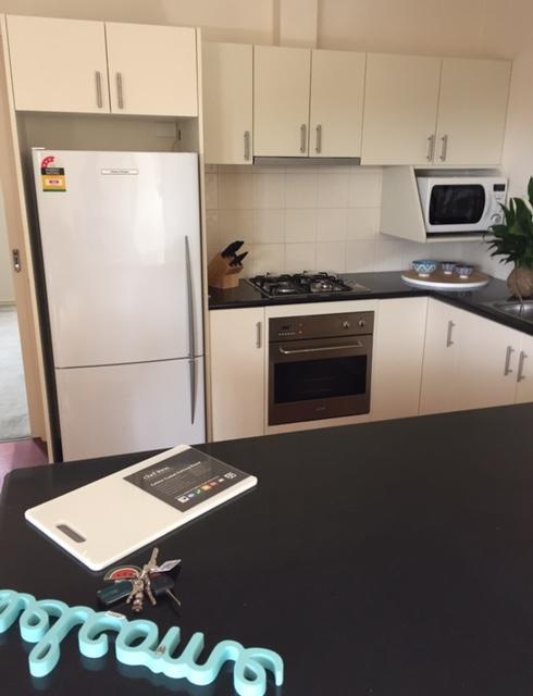 Salt Air On Lochard Place Apartment Уорнъмбул Екстериор снимка